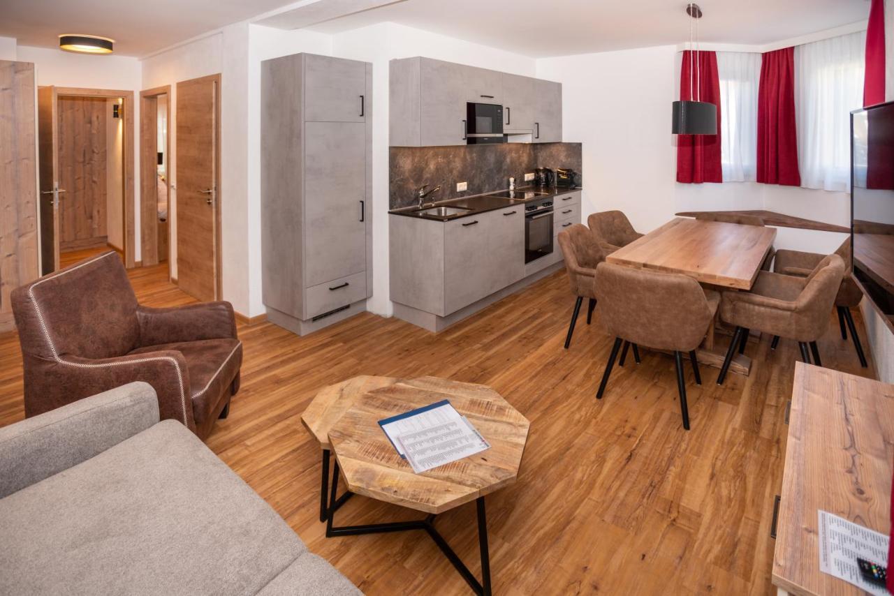 Appartementhaus Aurum - Summercard Included Zell am See Bagian luar foto
